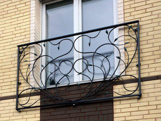 Кованый французский балкон в стиле Минимализм