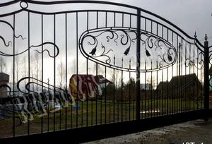 Кованые ворота с цветочным орнаментом - фото 20