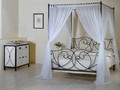 Кованая кровать с балдахином арт. 9 - фото