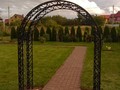Кованая арка с двумя рядами элементов «волюта» - фото