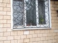 Кованая решетка на окно с растительным орнаментом в стиле Прованс - фото