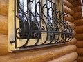 Кованая решетка на окно в стиле Классицизм объемная - фото