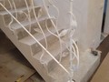 Кованые перила с природным орнаментом, белые - фото